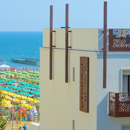 Hotel Nuova Medusa Rimini Exterior photo