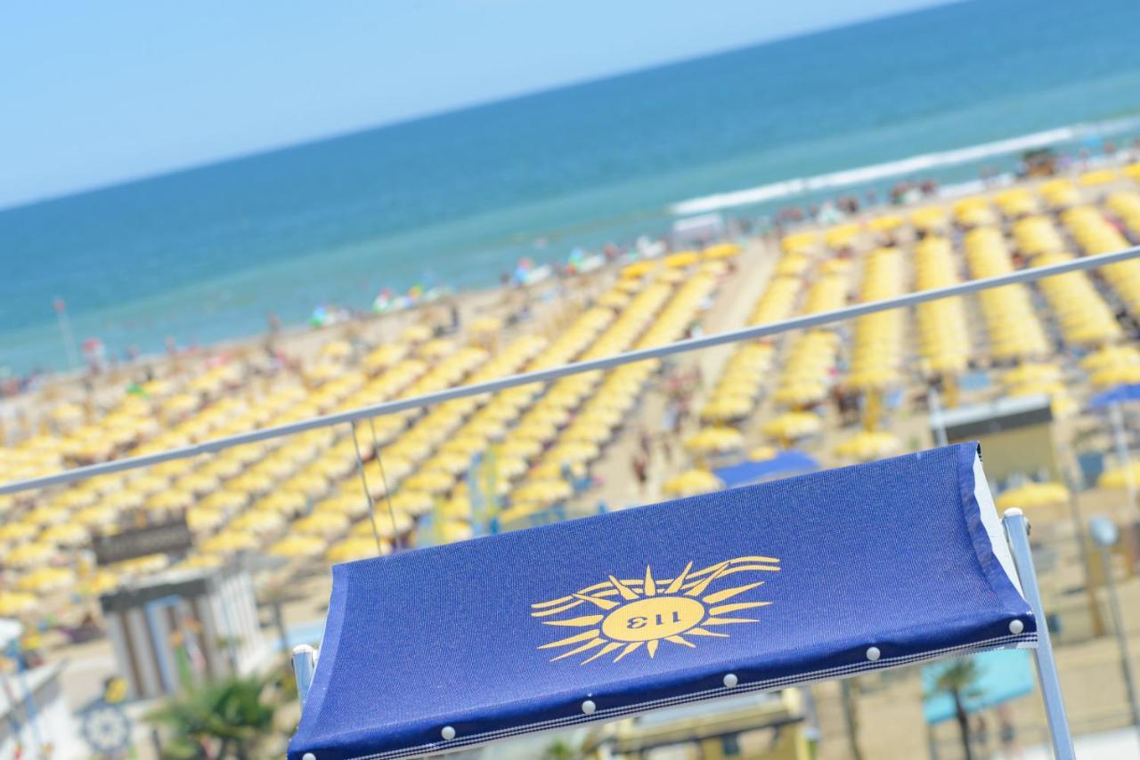 Hotel Nuova Medusa Rimini Exterior photo